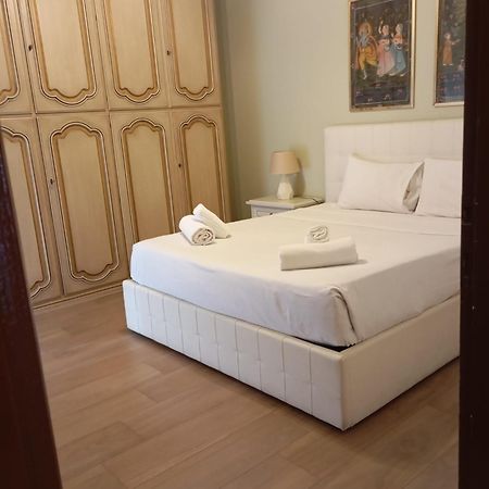 San Giovanni Apartment With Balcony Roma Exterior foto