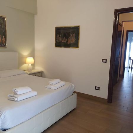 San Giovanni Apartment With Balcony Roma Exterior foto