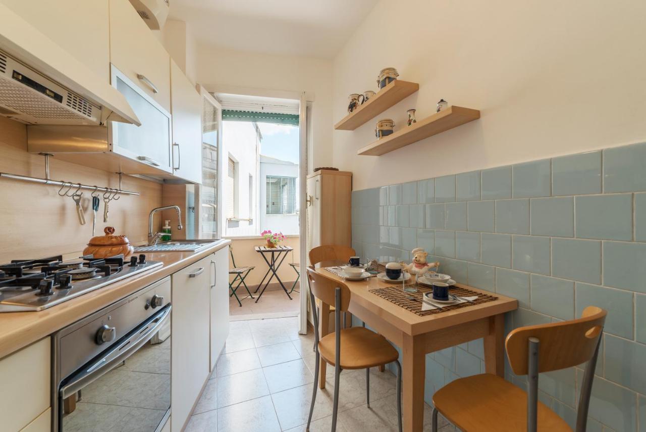 San Giovanni Apartment With Balcony Roma Exterior foto